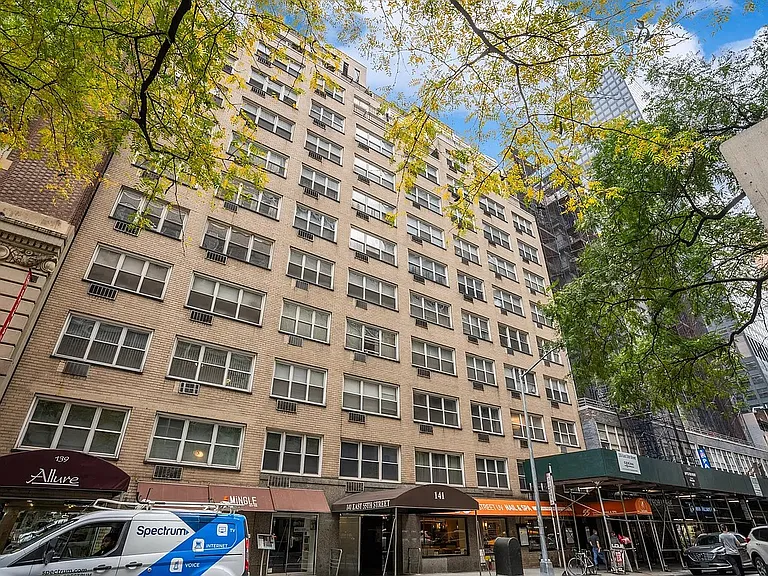 141 E 55th St #2H — Photo 7