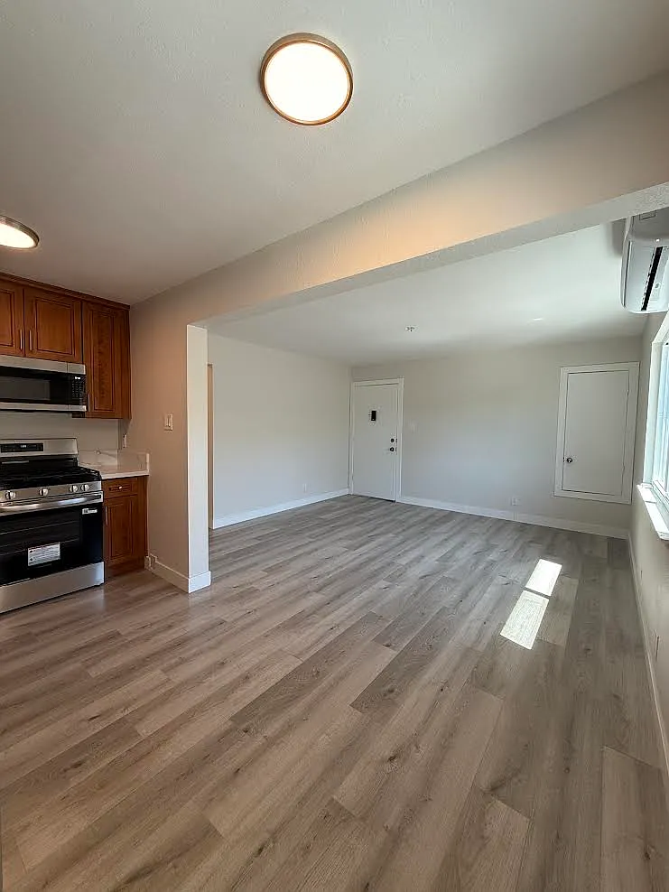 Building Photo - 1514 V St #8