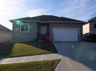 2426 N 191st Ave, Elkhorn, NE 68022