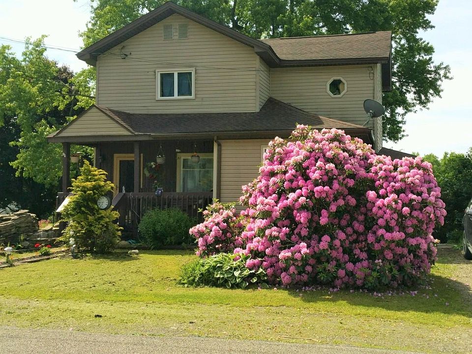 2story home, with driveway