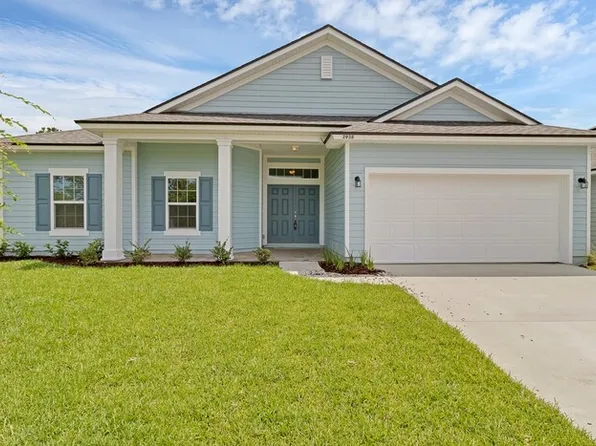 3938 Hammock Bluff Dr, Jacksonville, FL 32226