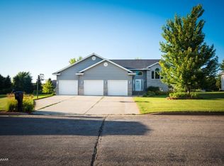 116 Sunrise Trl, Sauk Centre, MN 56378