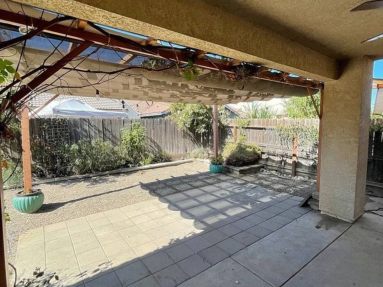 6175 W Scott Ave — Photo 24