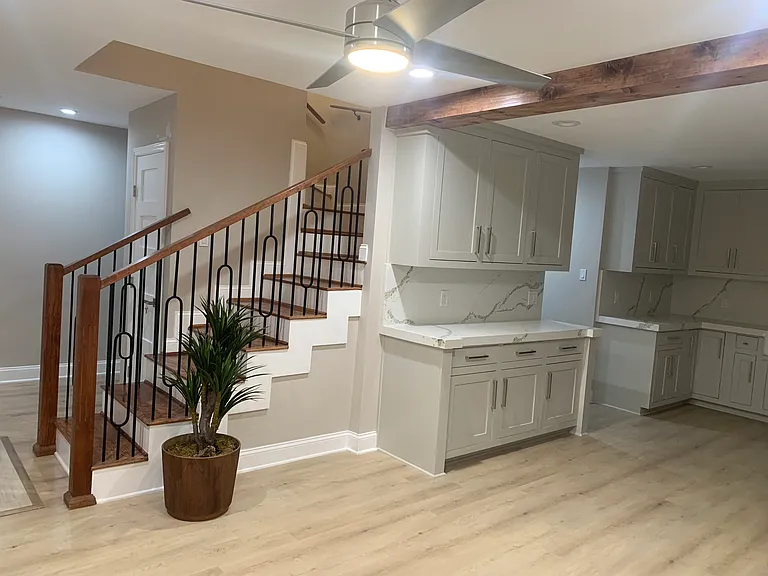 1433 Pickwick Ln — Photo 25