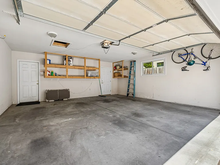 Attached Garage