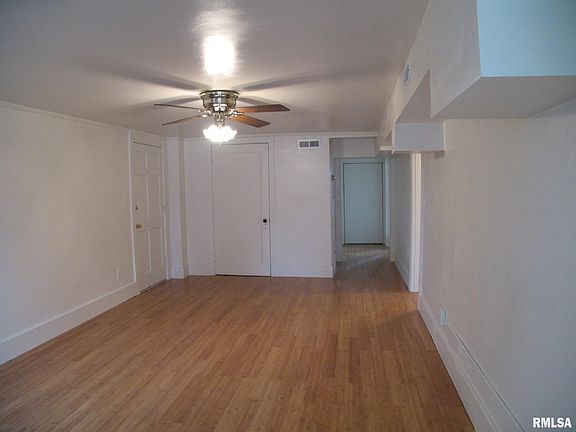 5th image of 500 NE Madison Ave #A6