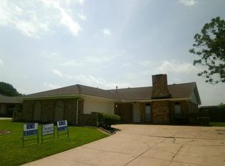 7014 Lakeshore Dr, Rowlett, TX 75089