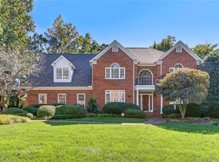 4904 Setter Ct, Jamestown, NC 27282