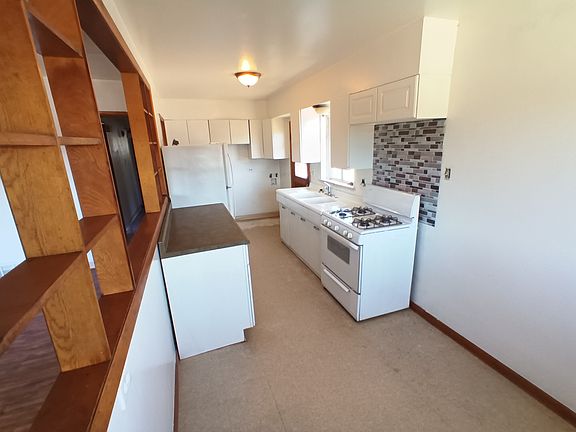 2nd image of 910 N Glendale Ave #912 & 910