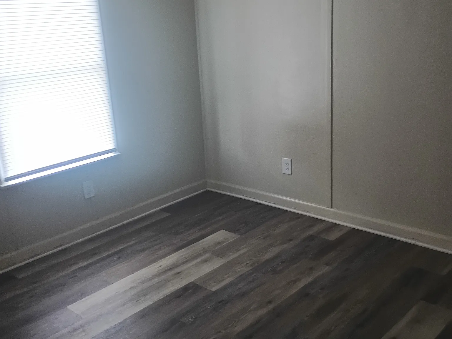 Avery's Mobile Home Park - 208 Coleman Circle — Photo 2