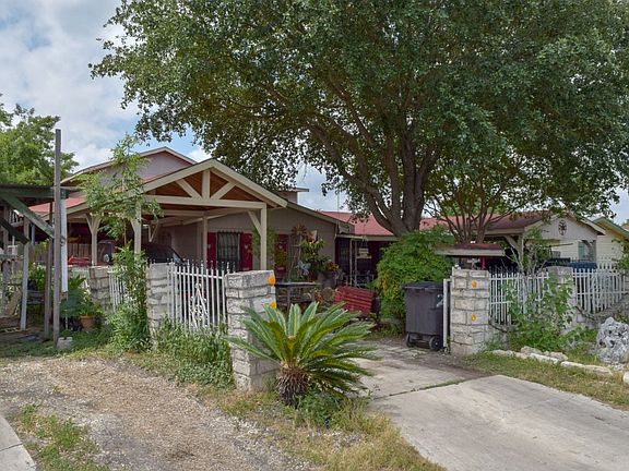 2nd image of 214 Barbuda St