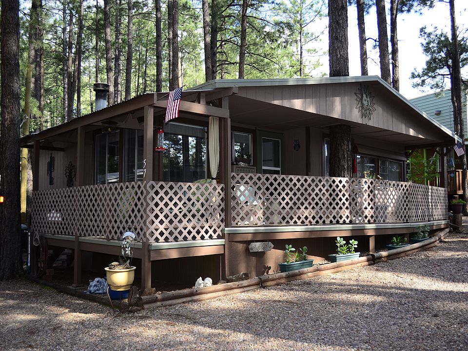 plenty of deck to relax