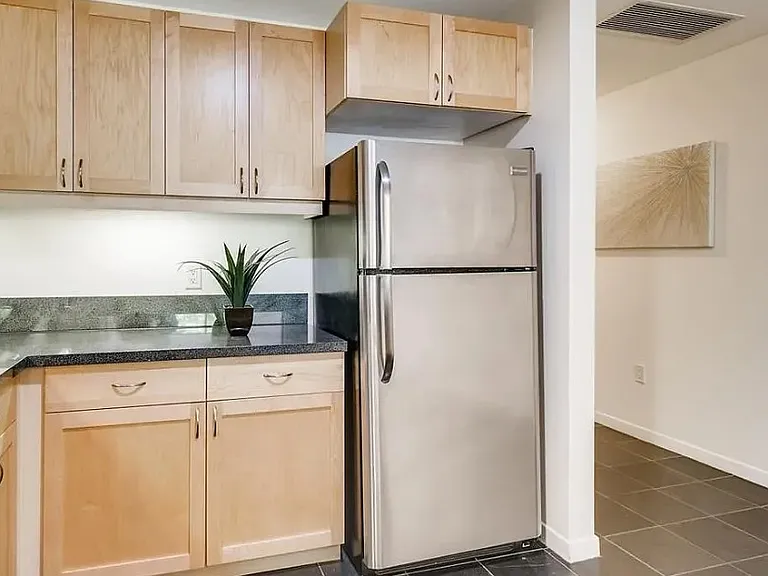 1150 J St #1 — Photo 10