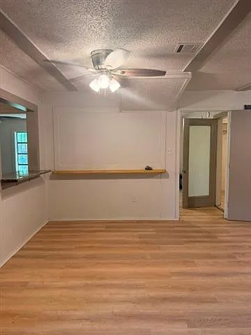 4661 Stephen Girard Ave — Photo 7