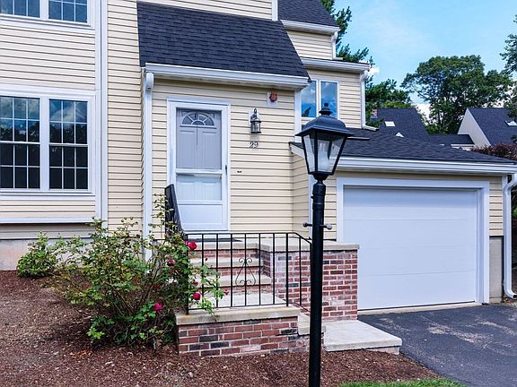 2nd image of 29 Oak Knoll Dr Unit 29