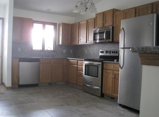 5810 Callaway Cir, Austintown, OH 44515