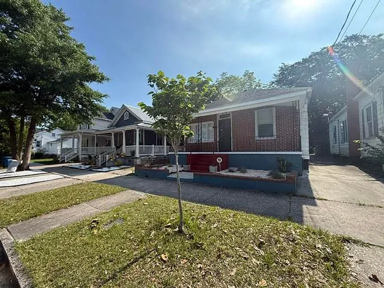 1009 S 6th St — Photo 3