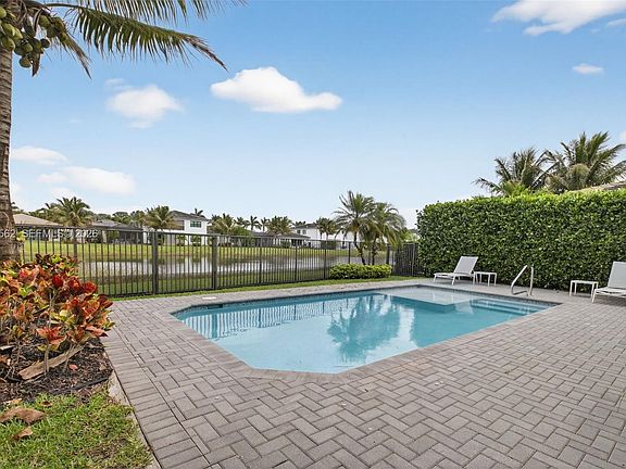 5th image of 8629 Tower Bridge Ct