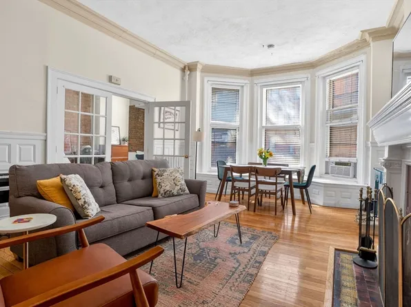 473 Beacon St APT 3, Boston, MA 02115