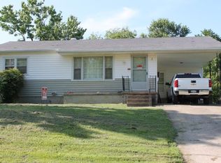 302 Forest St, Greenfield, TN 38230