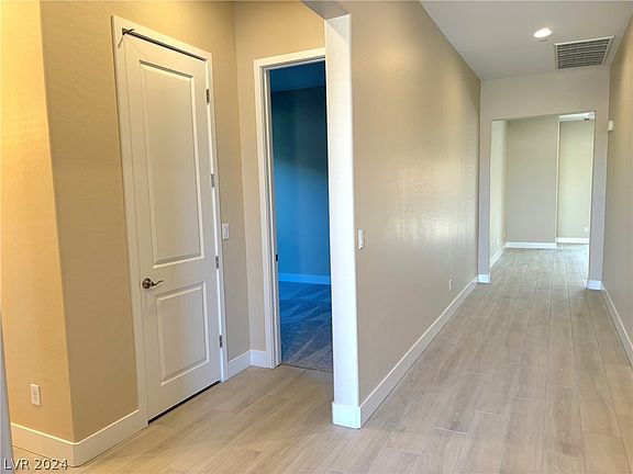 3rd image of 702 Mary Baer Way
