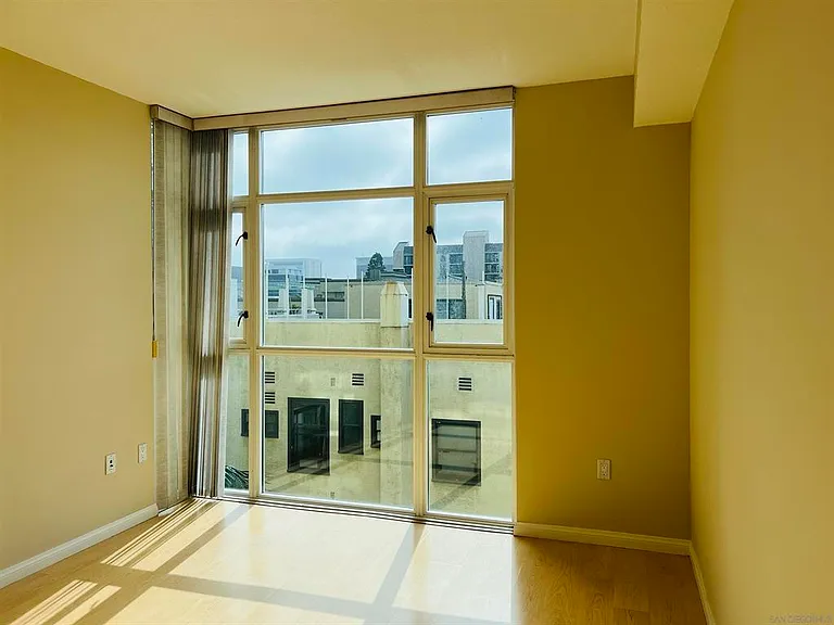 850 Beech St #704 — Photo 21