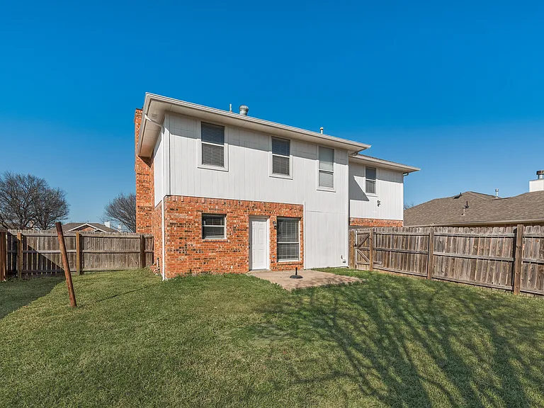 9406 Chimneywood Dr — Photo 20