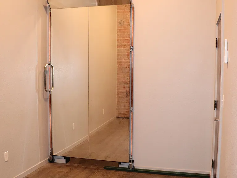 602 N Broadway St #C — Photo 11