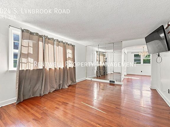 5th image of 1024 S Lynbrook Rd