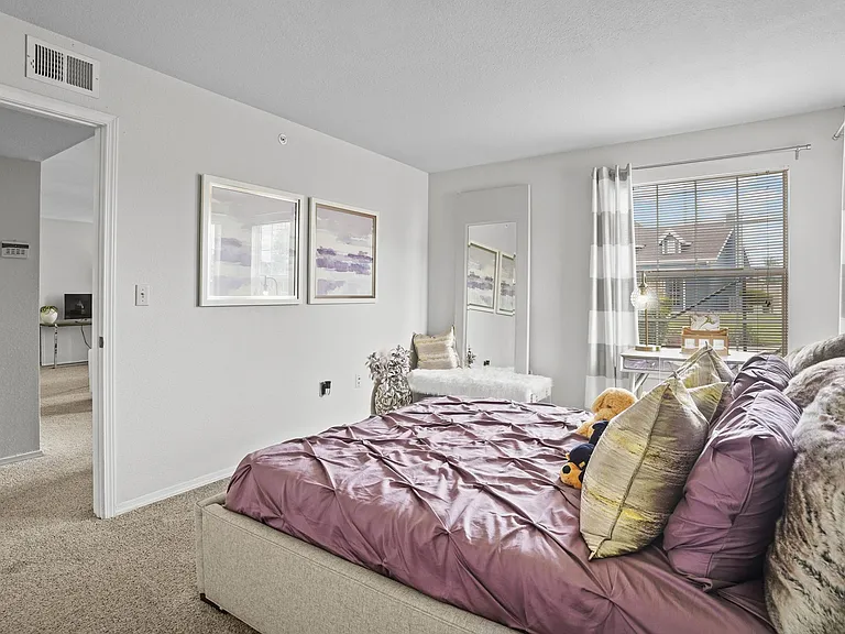 Remington Wichita Apts. — Photo 5