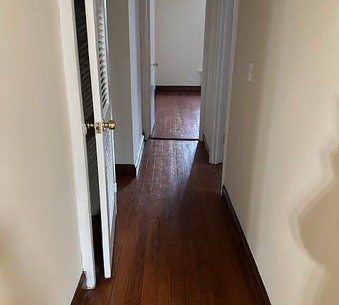 4th image of 2313 Wickham Ave Floor 1
