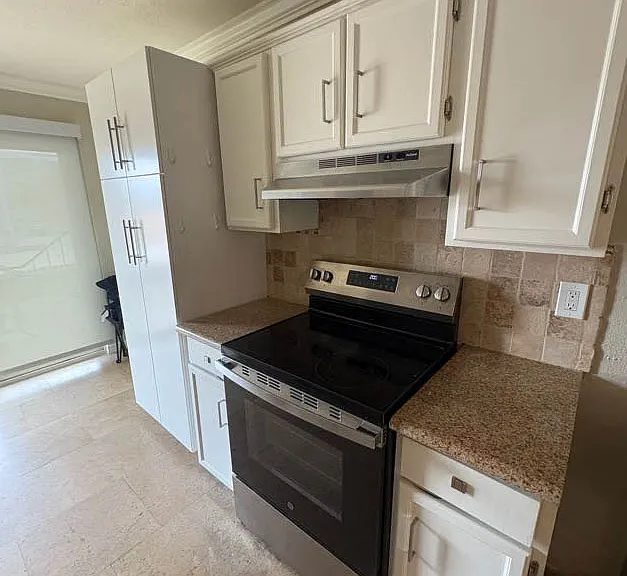7929 Meadow Park Dr #202 — Photo 11