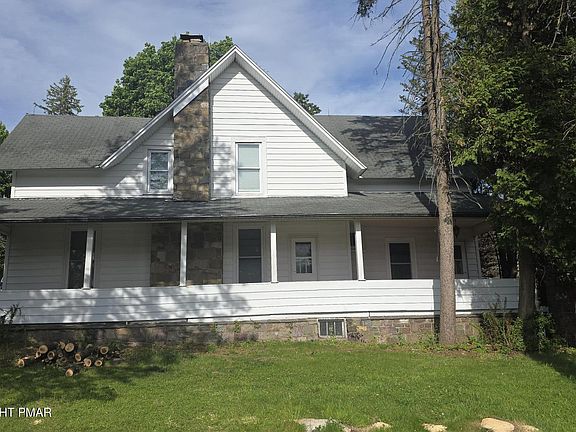 2nd image of 31 Knob Rd