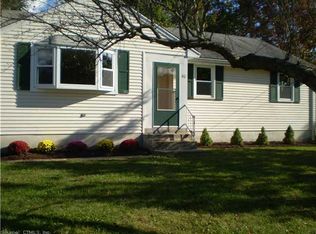 60 Raymond Rd, Rocky Hill, CT 06067