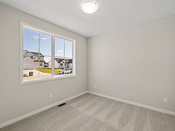 3rd image of 1116 Mulberry Dr NW