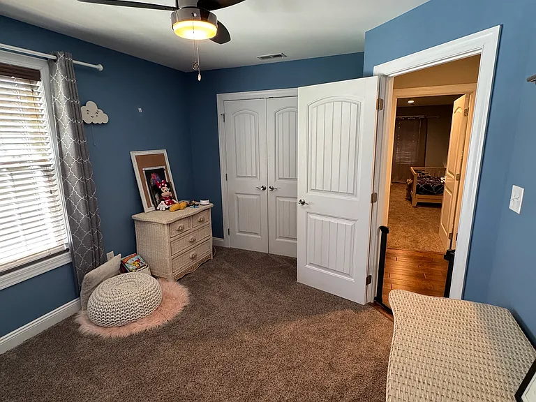 1245 Helmsdale Dr — Photo 32