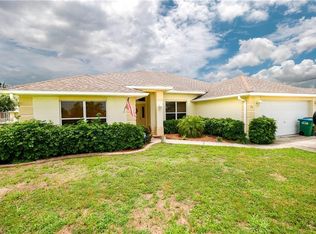 25 NW 29th Pl, Cape Coral, FL 33993