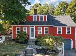 24 Mount Pleasant St, Rockport, MA 01966