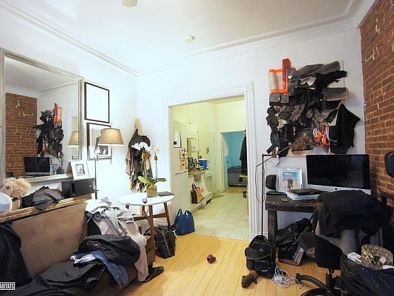 3rd image of 349 W 45th St APT 1RW