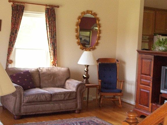 2nd image of 1822 Vista Cir