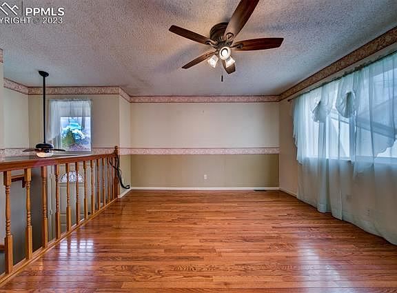 5th image of 4855 Montebello Dr