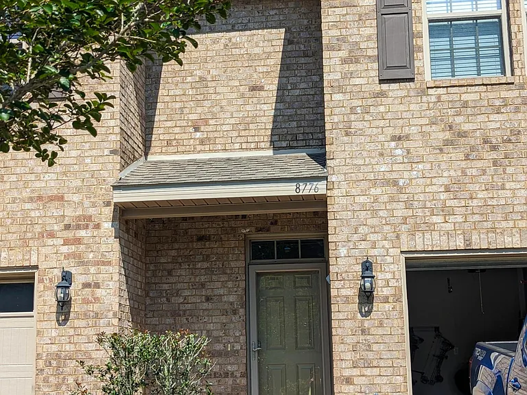 8776 Brown Pelican Cir — Photo 1