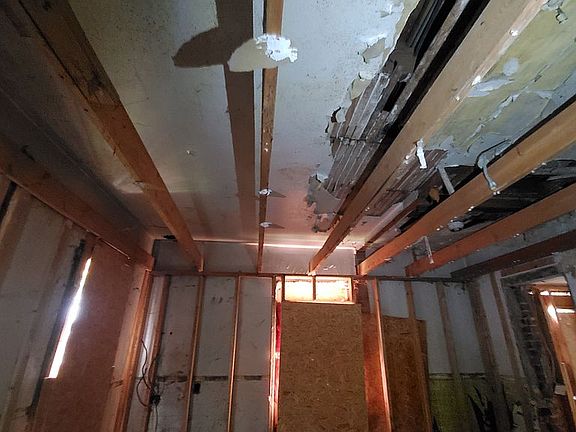3rd image of 2922 Pearl St