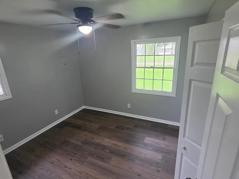 203 Larosa Rd — Photo 5