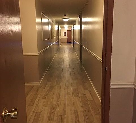 3rd image of 555 Deepwoods Dr APT 1C