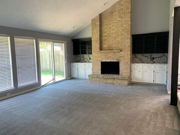 2nd image of 1127 Western Springs Dr