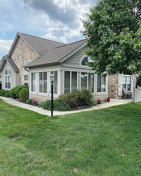 1st image of 9865 Connor Lake Cir
