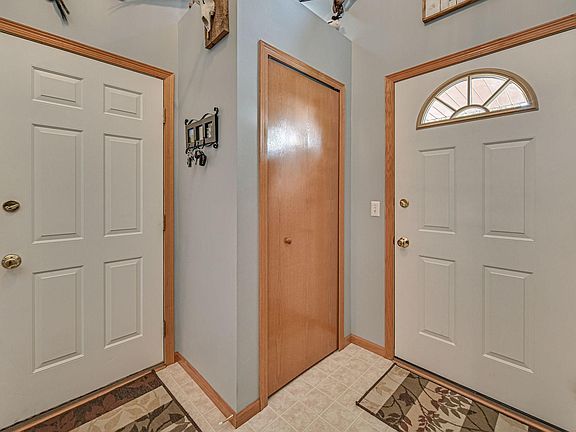 4th image of 37880 Harvester Ave
