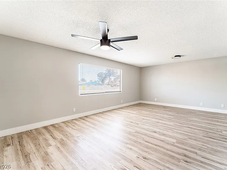 2129 N Michael Way — Photo 15