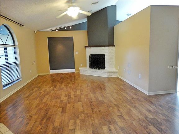 3rd image of 6156 Bonaventure Ct